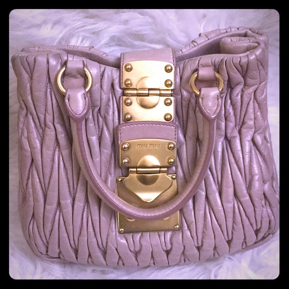 Sale**Miu Miu matelasse nude/Pink Bag - Picture 4 of 9